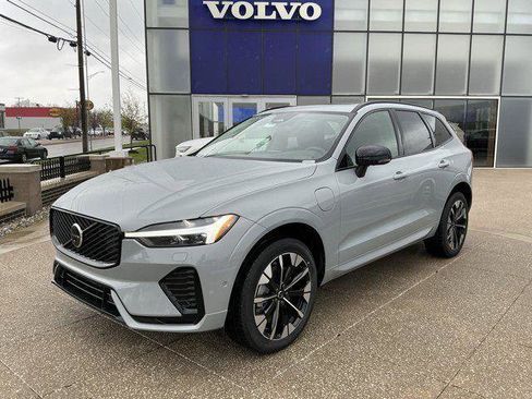 New 2026 Volvo XC60 T8 Plus w/ Protection Package Premier AWD/4WD image 2