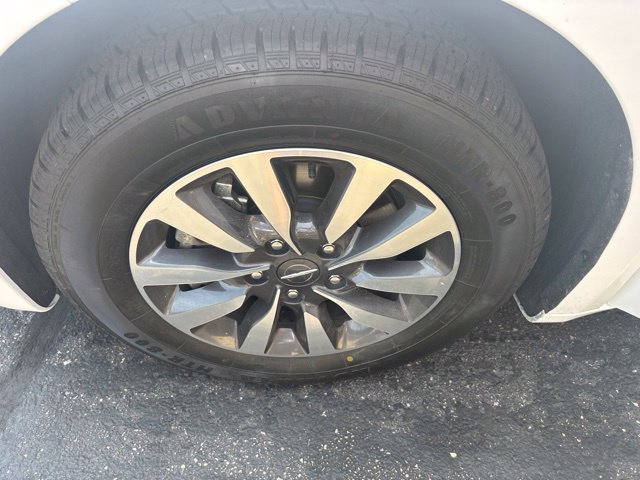 Used 2022 Chrysler Pacifica Touring-L FWD image 23