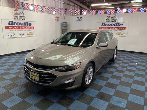 Used 2023 Chevrolet Malibu LT image 1