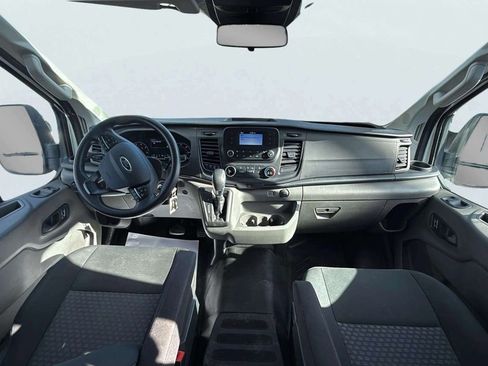 Used 2023 Ford Transit 350 XL image 8