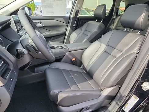 New 2026 Nissan Rogue SV w/ SV Premium Package image 10