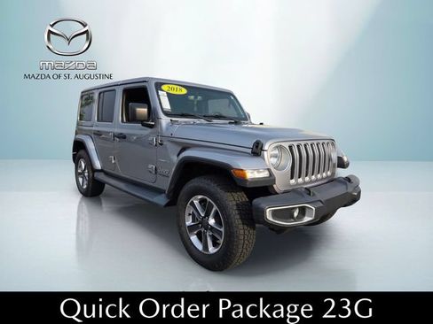 Used 2018 Jeep Wrangler Unlimited Sahara AWD/4WD image 13