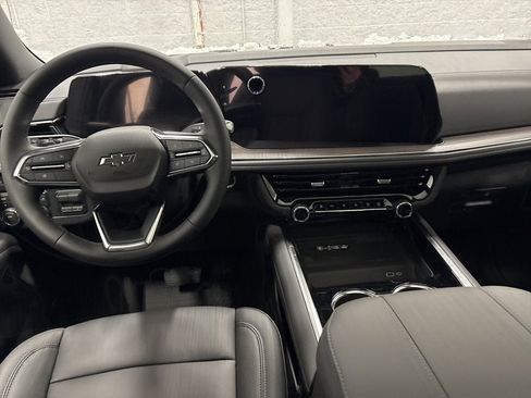 New 2026 Chevrolet Suburban Z71 w/ Comfort Package image 10