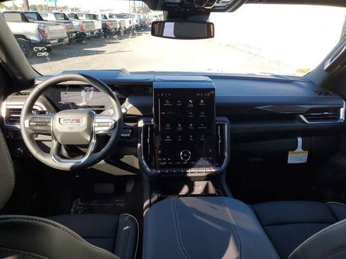 New 2026 GMC Yukon XL Elevation image 12