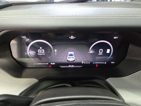 New 2026 Jeep Cherokee Limited AWD/4WD image 13