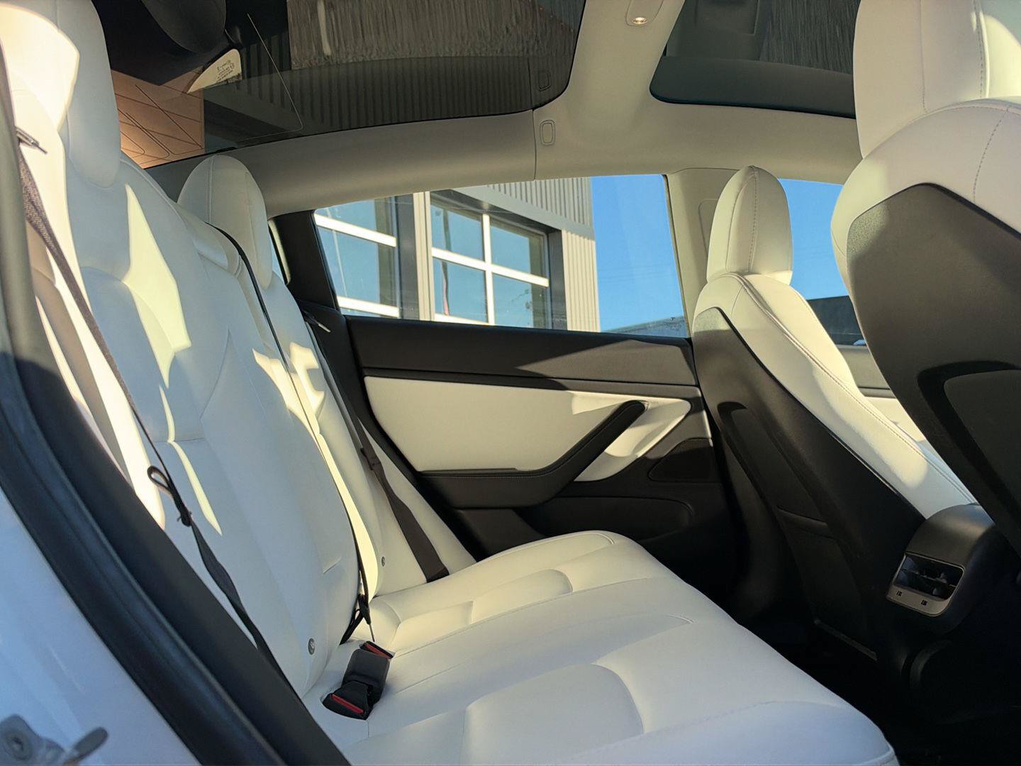 Used 2018 Tesla Model 3 Performance AWD/4WD image 22