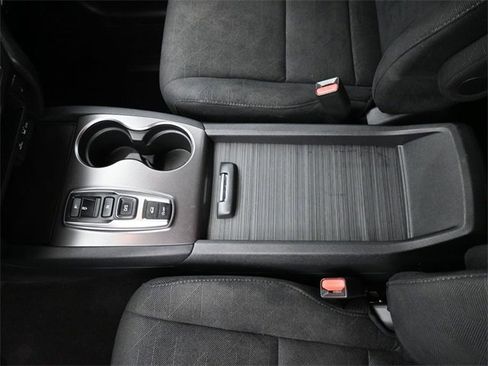 Used 2022 Honda Pilot Sport image 32