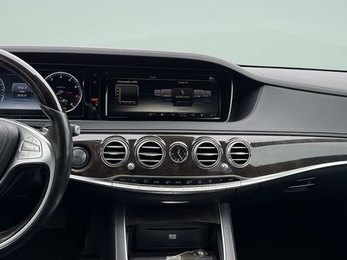 Used 2015 Mercedes-Benz S 550 4MATIC Sedan image 12