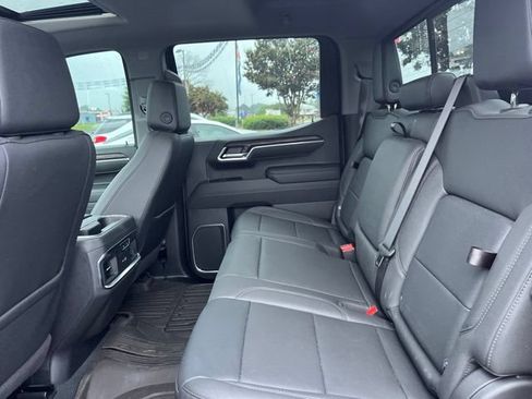 Used 2025 GMC Sierra 1500 SLT w/ SLT Premium Plus Package AWD/4WD image 13