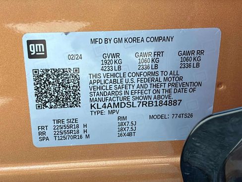 Used 2024 Buick Encore GX Sport Touring w/ Advanced Technology Package FWD image 17