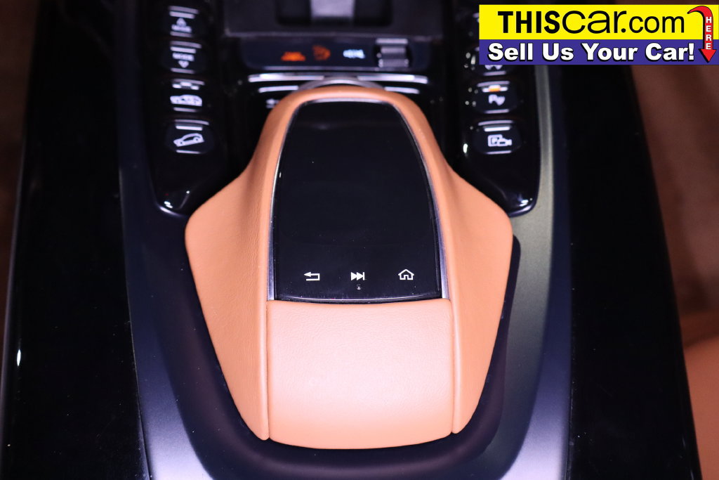 Used 2021 Aston Martin DBX AWD/4WD image 25