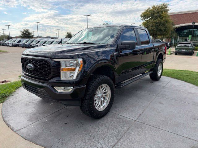 Used 2021 Ford F150 XL w/ STX Appearance Package RWD image 3