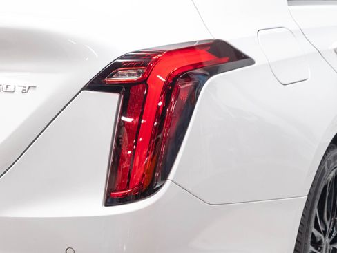 Used 2020 Cadillac CT4 Premium Luxury RWD image 42