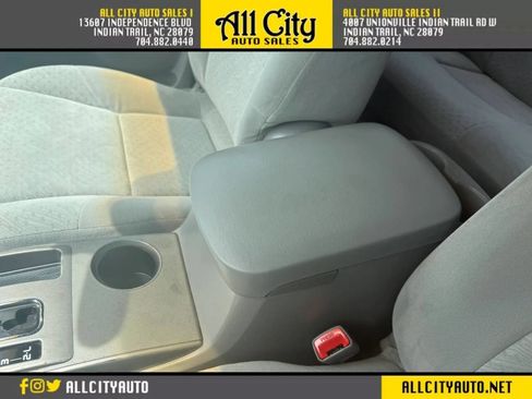 Used 2005 Toyota Tacoma PreRunner RWD image 30