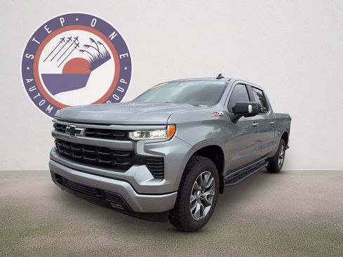 Used 2025 Chevrolet Silverado 1500 RST w/ All Star Edition Plus AWD/4WD image 2