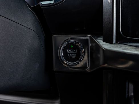 Used 2023 Ford F150 Lariat image 23