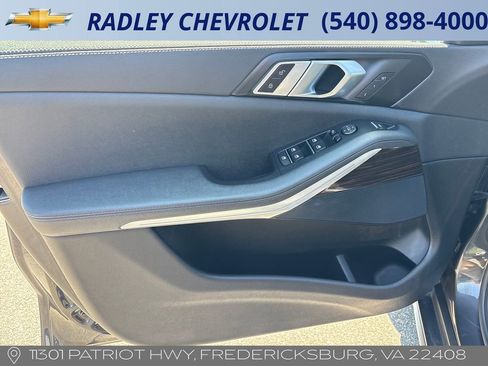 Used 2021 BMW X5 xDrive40i w/ Convenience Package AWD/4WD image 5