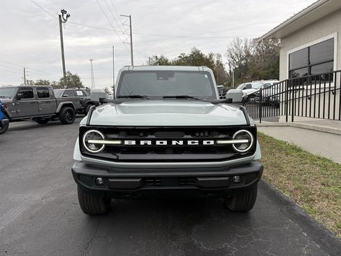 Used 2024 Ford Bronco Outer Banks image 2