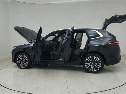 Used 2025 BMW X3 xDrive30i w/ Premium Package image 71