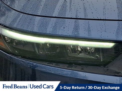 Used 2024 Honda Accord Touring image 9