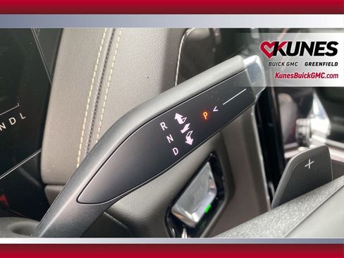 New 2026 GMC Yukon XL Elevation image 29