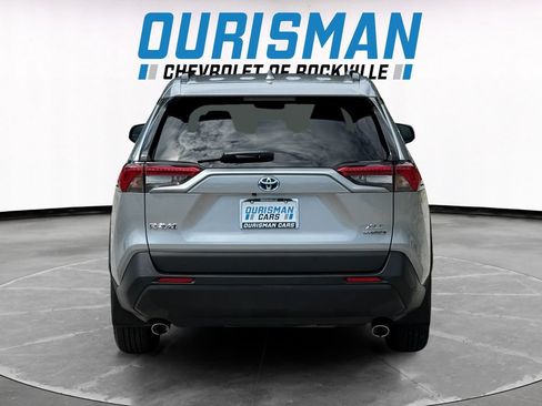 Used 2024 Toyota RAV4 XLE AWD/4WD image 5