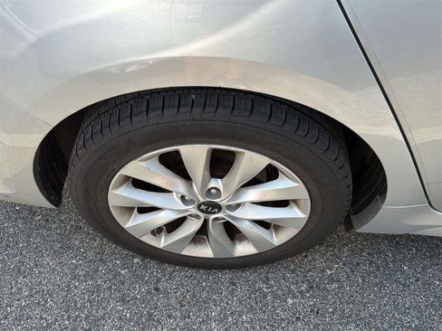 Used 2016 Kia Optima EX FWD image 3