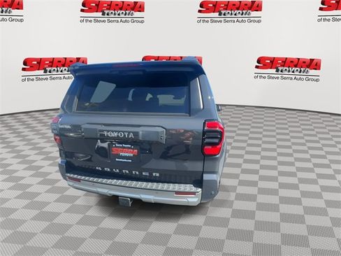 Used 2025 Toyota 4Runner Limited image 8