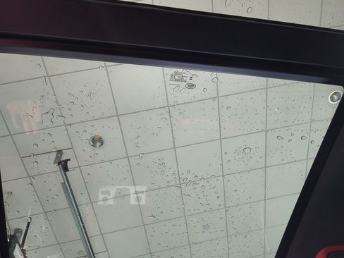 Used 2023 Jaguar F-PACE R-Dynamic S image 27