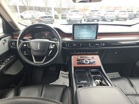 Used 2023 Lincoln Aviator Reserve w/ Equipment Group 201A image 31