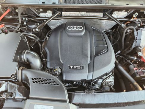Used 2018 Audi Q5 2.0T Premium AWD/4WD image 28