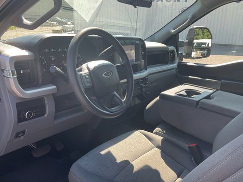 Used 2024 Ford F250 XL w/ STX Appearance Package AWD/4WD image 15