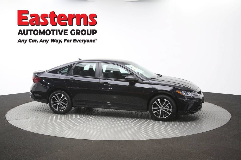 Used 2025 Volkswagen Jetta Sport FWD image 46