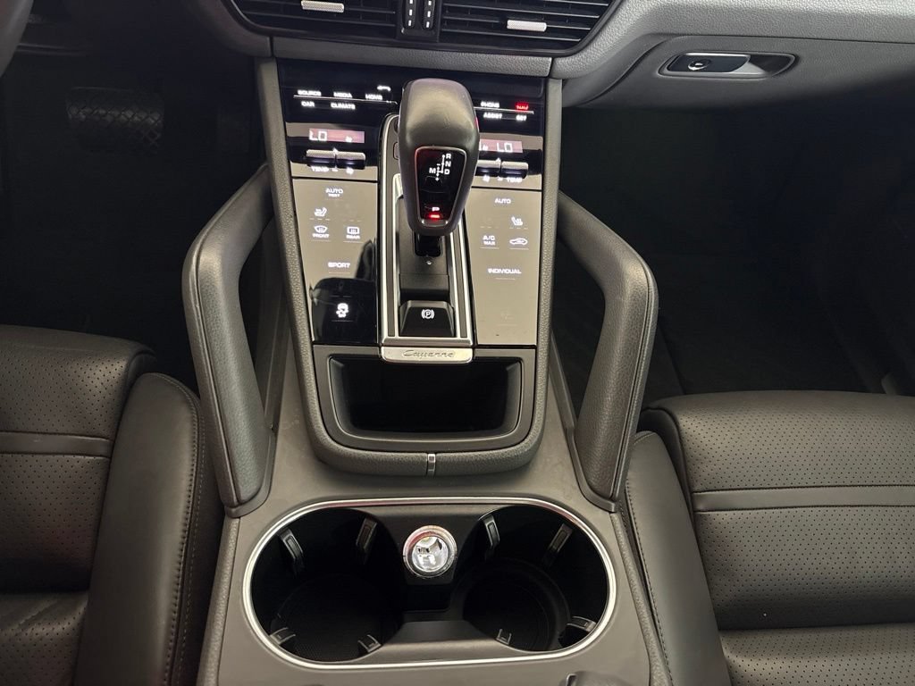 Used 2019 Porsche Cayenne AWD/4WD image 13