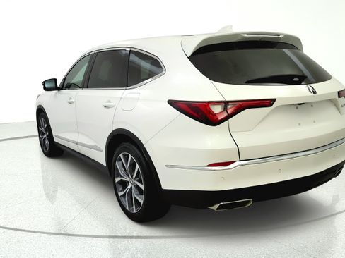 Used 2023 Acura MDX FWD w/ Technology Package image 5
