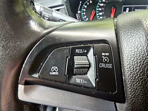 Used 2021 Chevrolet Trax LT w/ Driver Confidence Package image 34