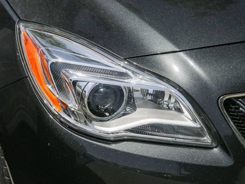 Used 2017 Buick Regal Premium w/ Driver Confidence Package #1 FWD image 6
