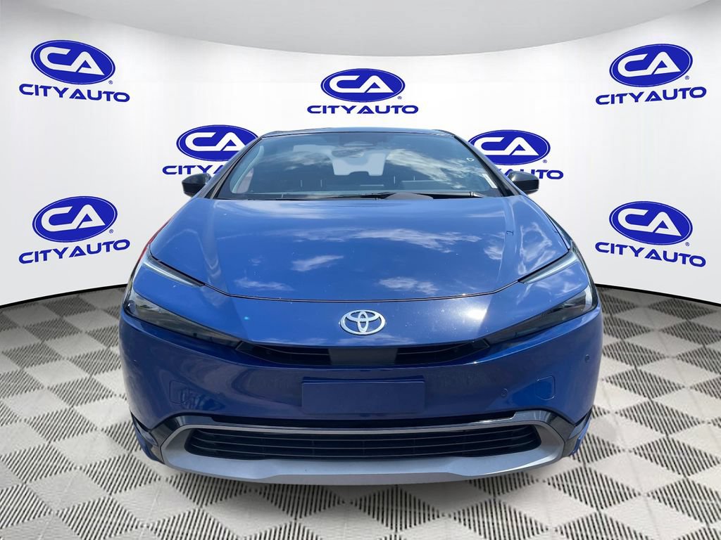 Used 2024 Toyota Prius XLE FWD image 10