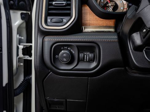 Used 2020 RAM 3500 Limited image 22