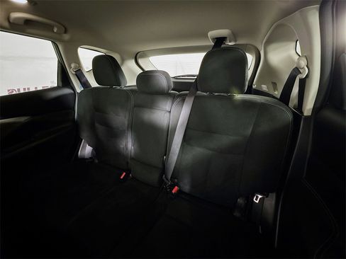 Used 2015 Nissan Murano SV image 23