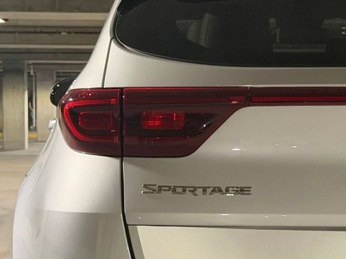 Used 2022 Kia Sportage LX w/ LX AWD Value Edition Package image 29