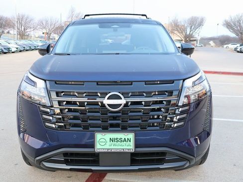 New 2026 Nissan Pathfinder SV image 4