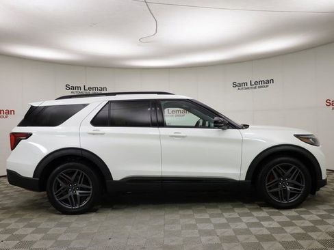 New 2025 Ford Explorer ST image 25