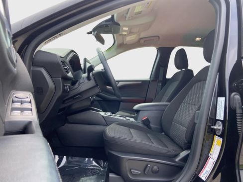 Used 2023 Ford Escape Active w/ Tech Pack #2 FWD image 12