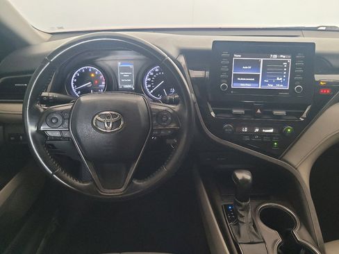 Used 2021 Toyota Camry SE FWD image 22