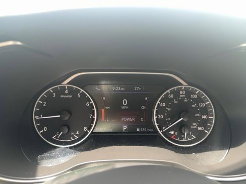 Used 2017 Nissan Maxima Platinum w/ Medallion Package image 14