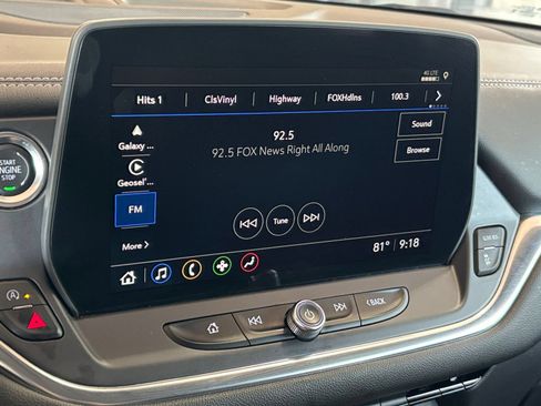 Used 2025 Chevrolet Blazer LT FWD image 21