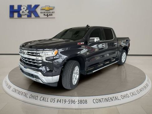 Used 2022 Chevrolet Silverado 1500 LTZ w/ LTZ Premium Package AWD/4WD image 3
