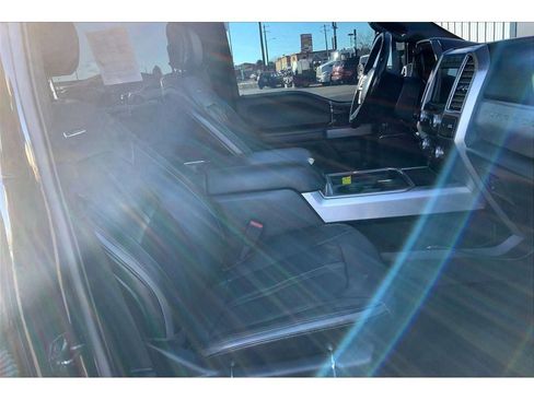 Used 2017 Ford F350 Platinum w/ Platinum Ultimate Package image 8