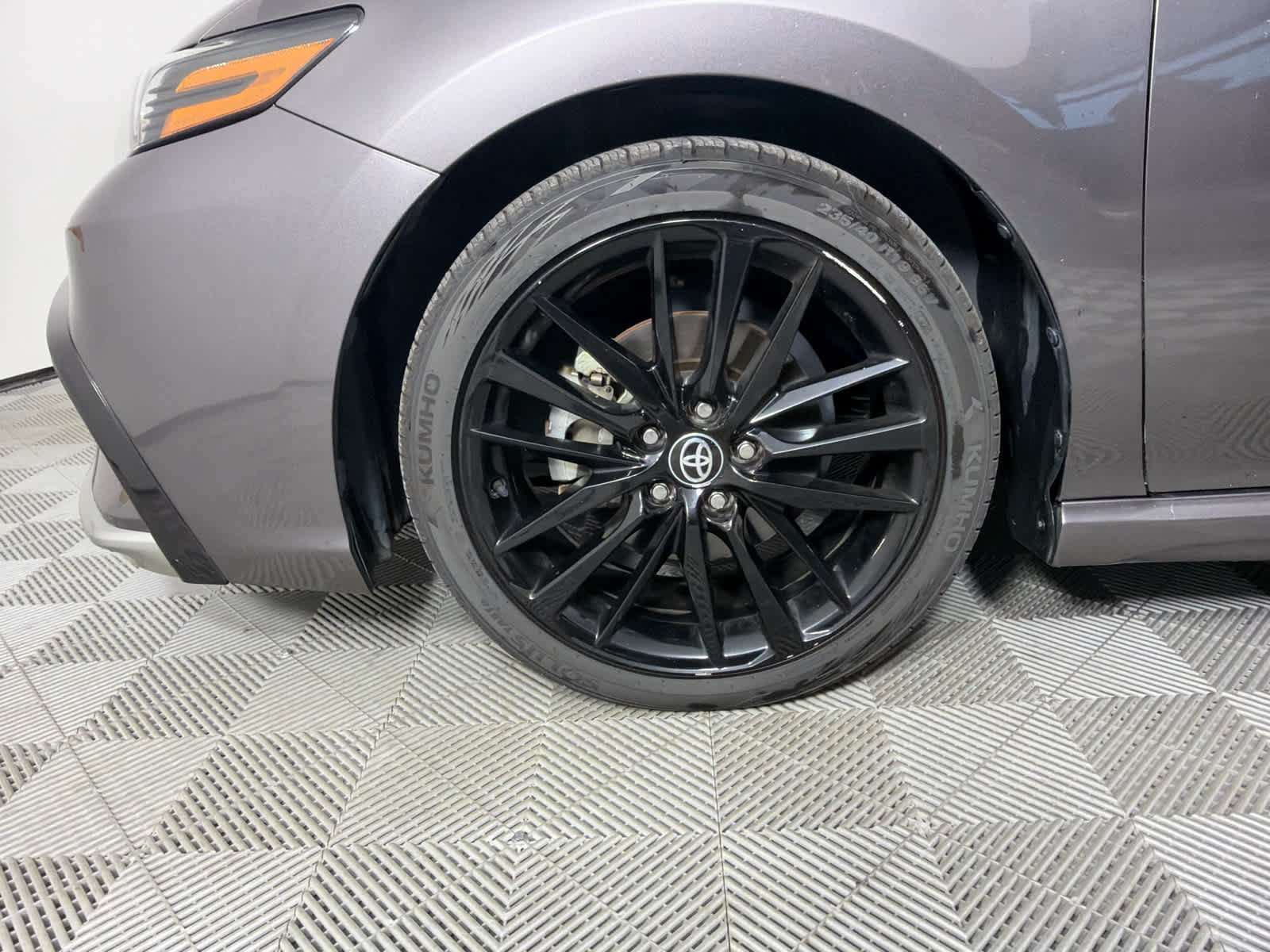 Used 2024 Toyota Camry XSE FWD image 10